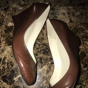 Lauren Ralph Lauren Wedges NWOT